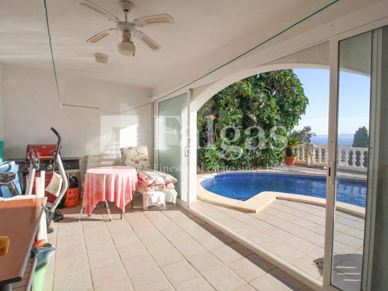 4 chambre Villa/Maison à vendre à Roses avec piscine garage - 795 000 € (Ref: 9341169)