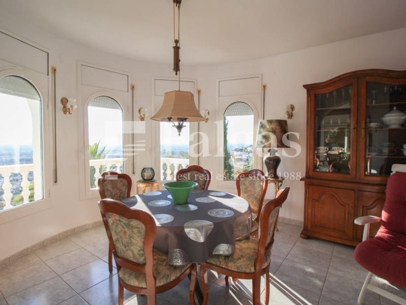 4 chambre Villa/Maison à vendre à Roses avec piscine garage - 795 000 € (Ref: 9341169)