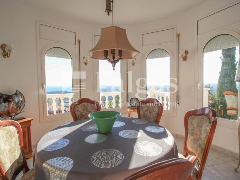 4 chambre Villa/Maison à vendre à Roses avec piscine garage - 795 000 € (Ref: 9341169)