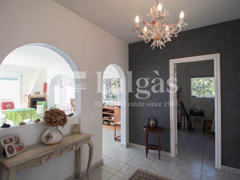 4 chambre Villa/Maison à vendre à Roses avec piscine garage - 795 000 € (Ref: 9341169)