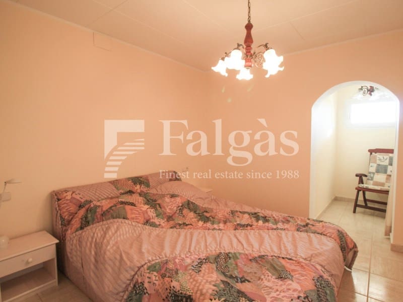 4 chambre Villa/Maison à vendre à Roses avec piscine garage - 795 000 € (Ref: 9341169)