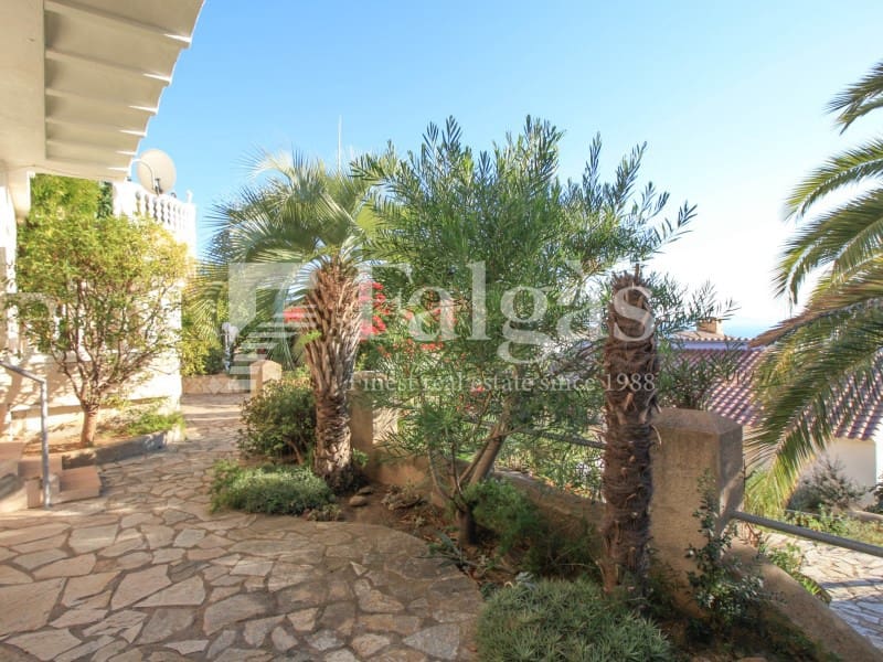 4 chambre Villa/Maison à vendre à Roses avec piscine garage - 795 000 € (Ref: 9341169)