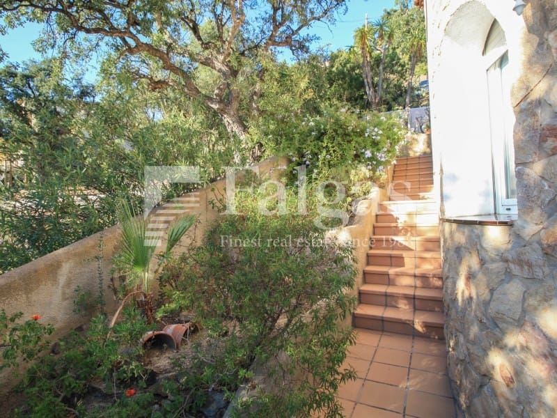 4 chambre Villa/Maison à vendre à Roses avec piscine garage - 795 000 € (Ref: 9341169)