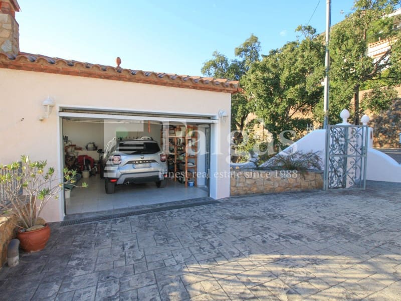 4 chambre Villa/Maison à vendre à Roses avec piscine garage - 795 000 € (Ref: 9341169)