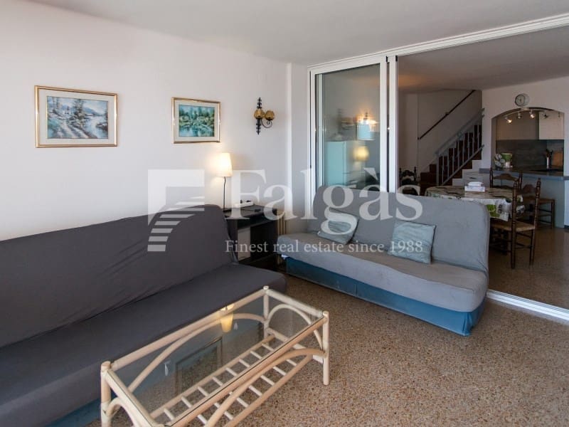 1 bedroom Flat for sale in Empuriabrava - € 239,000 (Ref: 9375298)