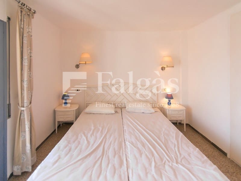 1 bedroom Flat for sale in Empuriabrava - € 239,000 (Ref: 9375298)