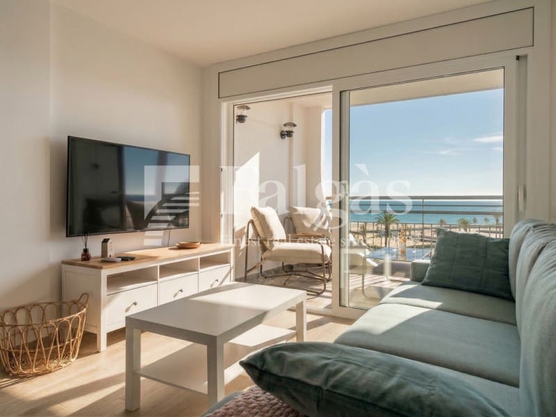 1 bedroom Flat for sale in Empuriabrava - € 295,000 (Ref: 9375298)