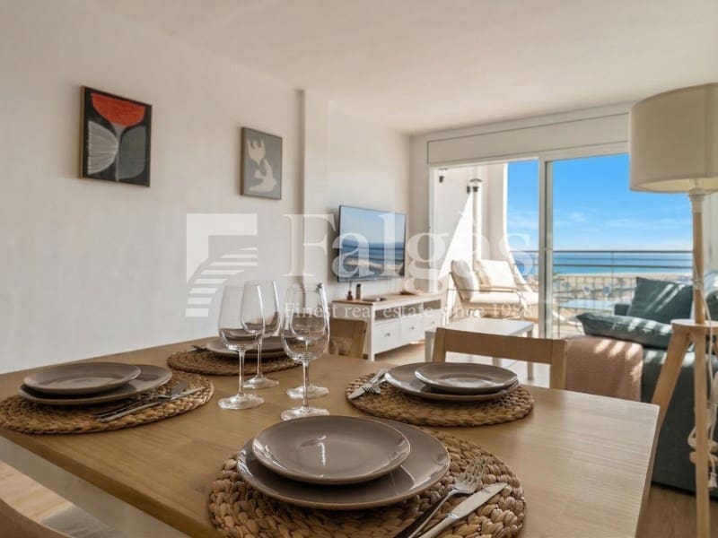 1 bedroom Flat for sale in Empuriabrava - € 295,000 (Ref: 9375298)