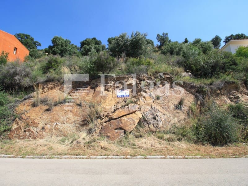 Undeveloped Land for sale in Palau-saverdera - € 189,900 (Ref: 9375301)