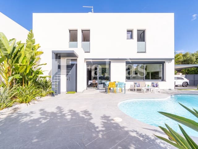 3 chambre Villa/Maison à vendre à Empuriabrava, Castelló d'Empúries avec piscine garage - 725 000 € (Ref: 9375305)