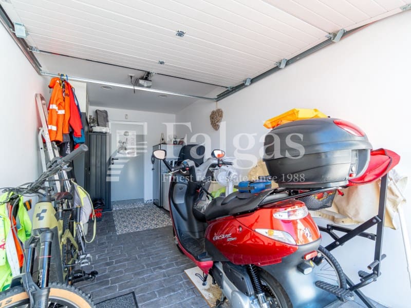 3 soveværelse Villa til salg i Empuriabrava med swimmingpool garage - € 725.000 (Ref: 9375305)