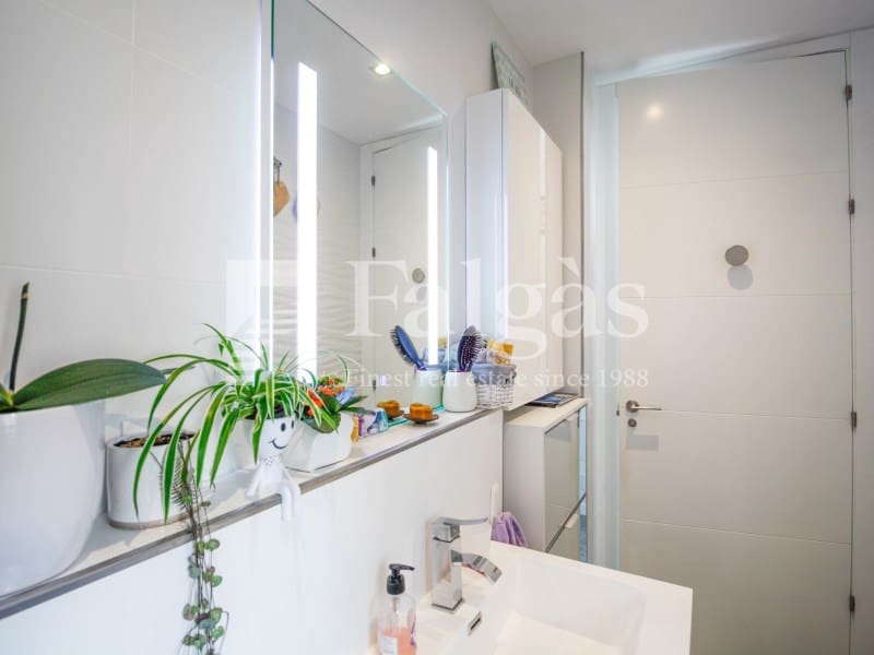 3 chambre Villa/Maison à vendre à Empuriabrava avec piscine garage - 725 000 € (Ref: 9375305)