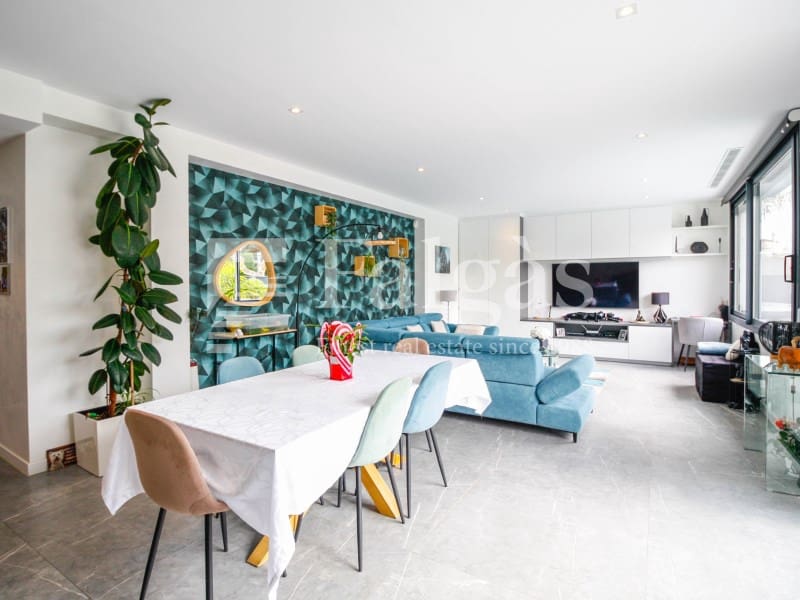 3 chambre Villa/Maison à vendre à Empuriabrava avec piscine garage - 725 000 € (Ref: 9375305)