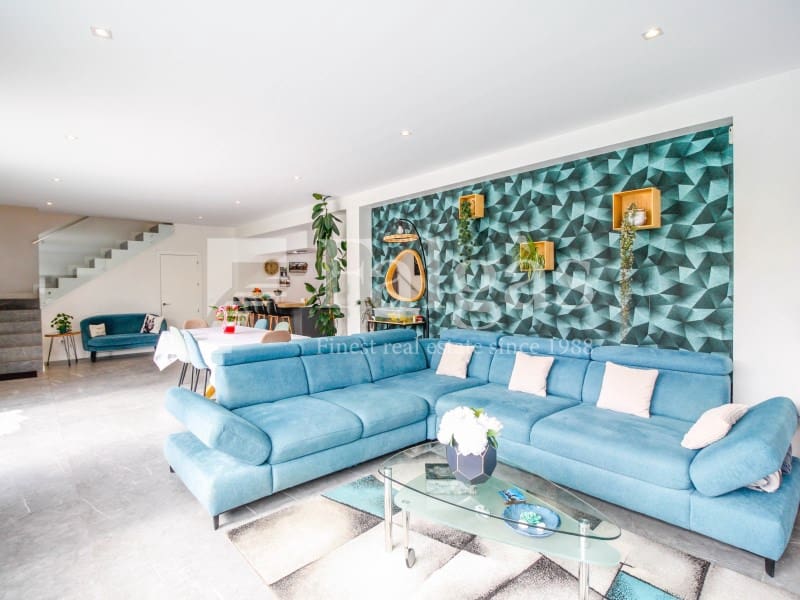 3 chambre Villa/Maison à vendre à Empuriabrava avec piscine garage - 725 000 € (Ref: 9375305)