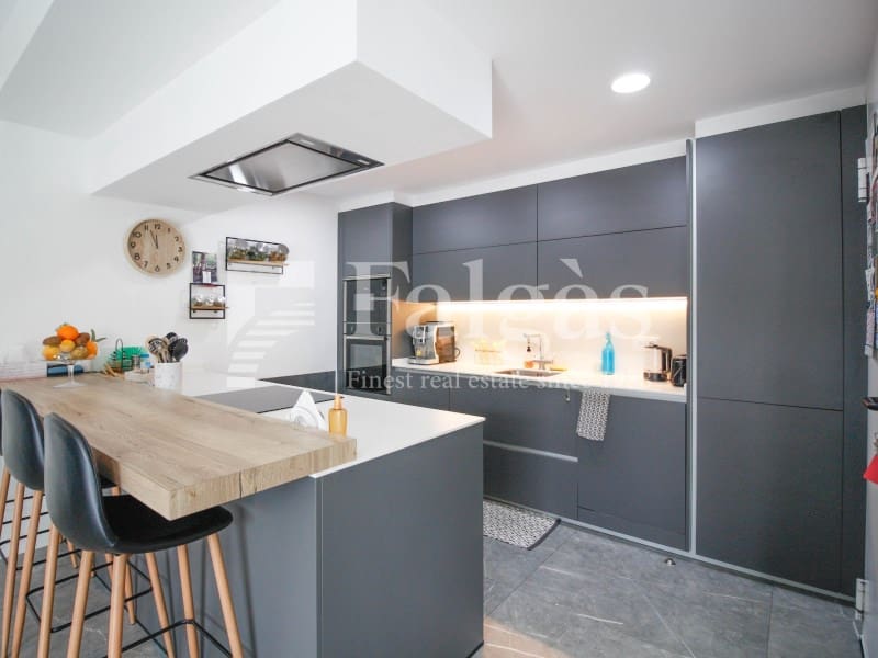 3 chambre Villa/Maison à vendre à Empuriabrava avec piscine garage - 725 000 € (Ref: 9375305)