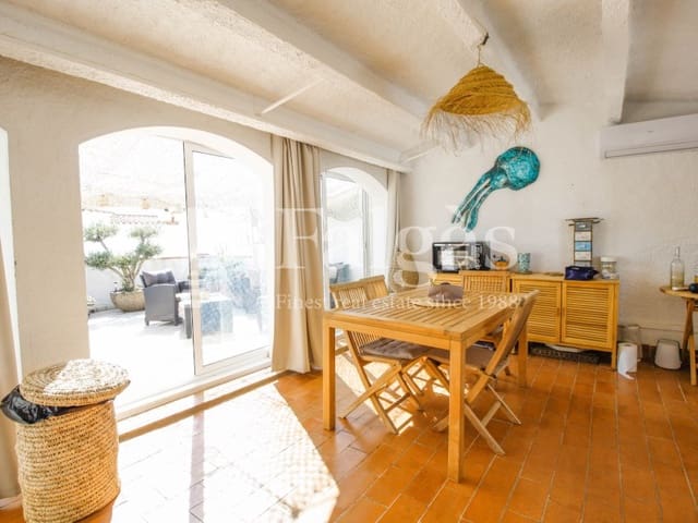 2 soveværelse Byhus til salg i Empuriabrava, Castelló d'Empúries - € 375.000 (Ref: 9375306)