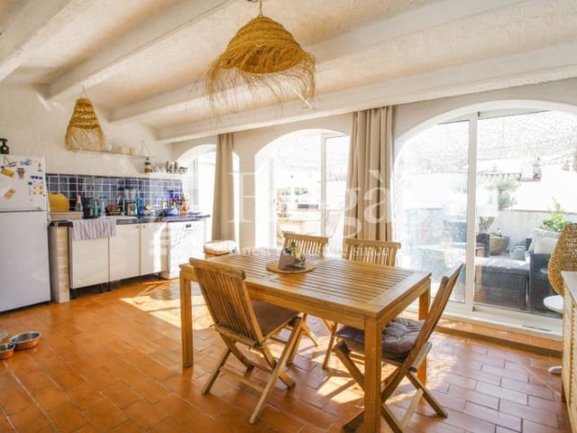 2 soveværelse Byhus til salg i Empuriabrava, Castelló d'Empúries - € 375.000 (Ref: 9375306)