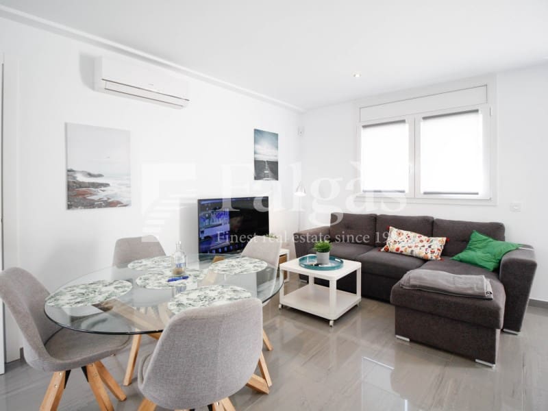 3 soveværelse Semi-Rækkehus til salg i Empuriabrava med garage - € 375.000 (Ref: 9375307)