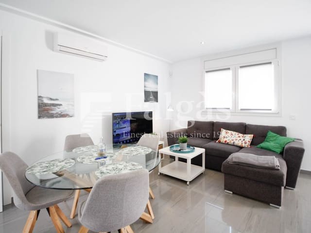 Pareado de 3 habitaciones en Empuriabrava, Castelló d'Empúries en venta con garaje - 375.000 € (Ref: 9375307)