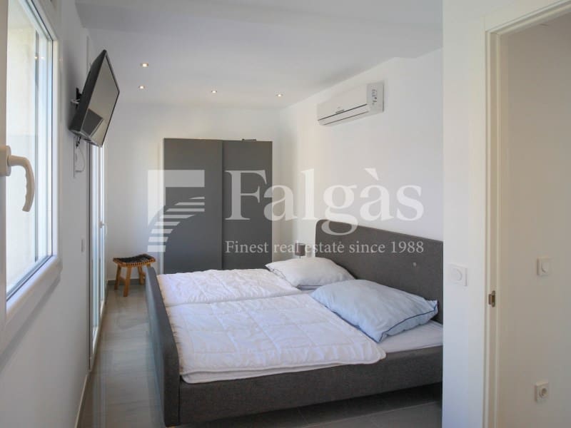 3 soveværelse Semi-Rækkehus til salg i Empuriabrava med garage - € 375.000 (Ref: 9375307)