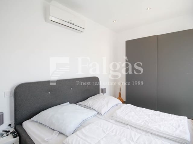 Pareado de 3 habitaciones en Empuriabrava, Castelló d'Empúries en venta con garaje - 375.000 € (Ref: 9375307)