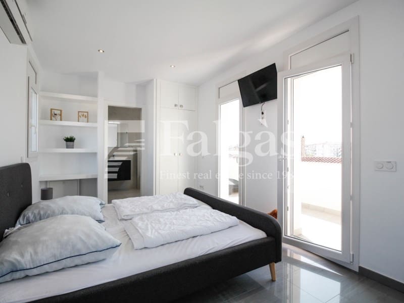 3 soveværelse Semi-Rækkehus til salg i Empuriabrava med garage - € 375.000 (Ref: 9375307)