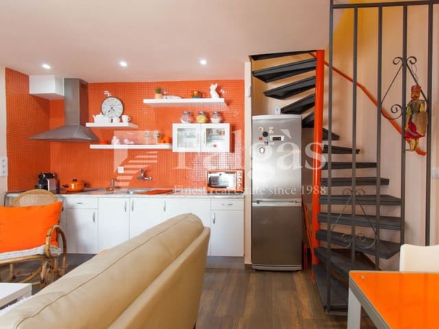 2 chambre Maison de Ville à vendre à Empuriabrava, Castelló d'Empúries - 199 000 € (Ref: 9375308)