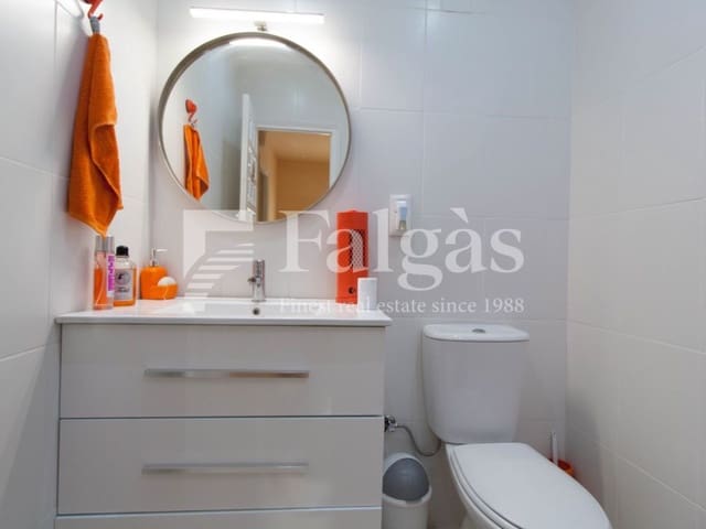 2 chambre Maison de Ville à vendre à Empuriabrava, Castelló d'Empúries - 199 000 € (Ref: 9375308)