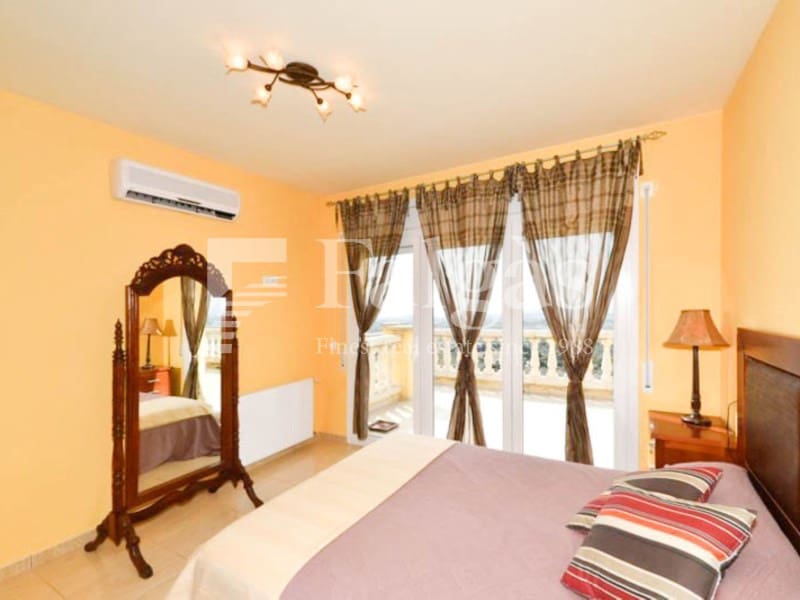 4 Zimmer Villa zu verkaufen in Palau-saverdera mit Pool Garage - 750.000 € (Ref: 9375312)