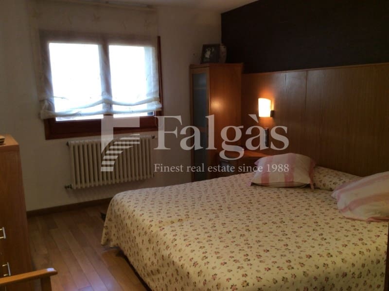 Chalet de 4 habitaciones en Empuriabrava en venta con piscina garaje - 820.000 € (Ref: 9375313)