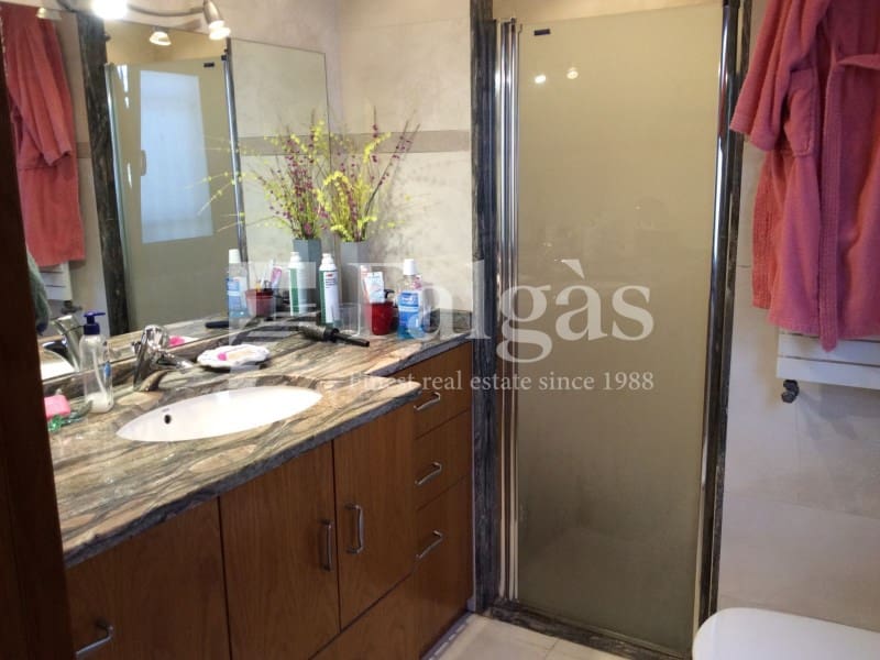 Chalet de 4 habitaciones en Empuriabrava en venta con piscina garaje - 820.000 € (Ref: 9375313)