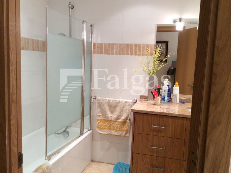 Chalet de 4 habitaciones en Empuriabrava en venta con piscina garaje - 820.000 € (Ref: 9375313)