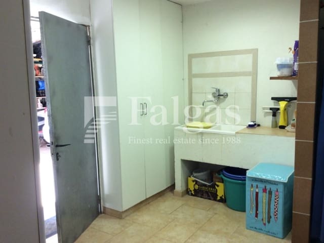 4 soveværelse Villa til salg i Empuriabrava, Castelló d'Empúries med swimmingpool garage - € 820.000 (Ref: 9375313)