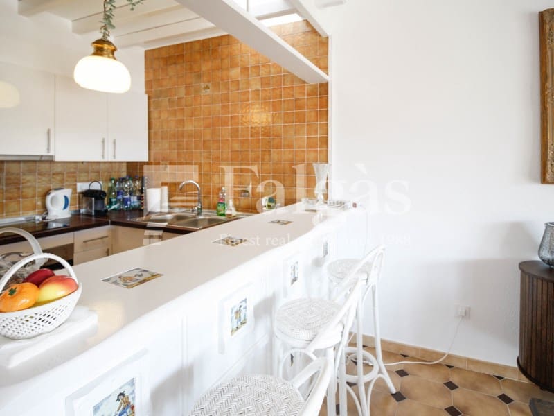 3 bedroom Villa for sale in Empuriabrava with garage - € 1,175,000 (Ref: 9431056)