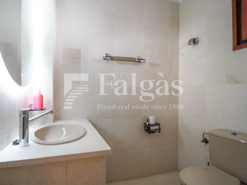 3 bedroom Villa for sale in Empuriabrava with garage - € 1,175,000 (Ref: 9431056)