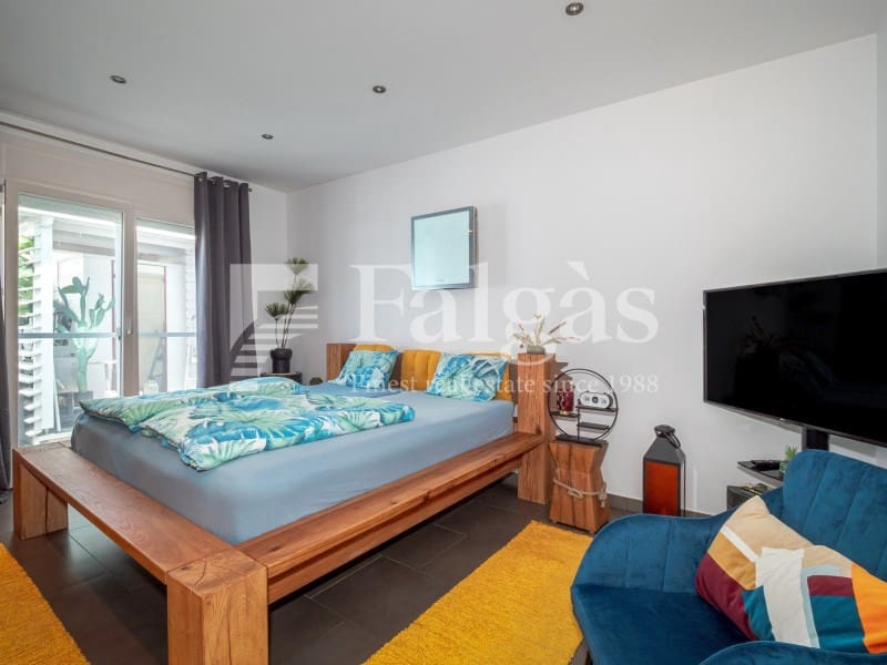 5 bedroom Villa for sale in Empuriabrava with pool garage - € 1,090,000 (Ref: 9437791)