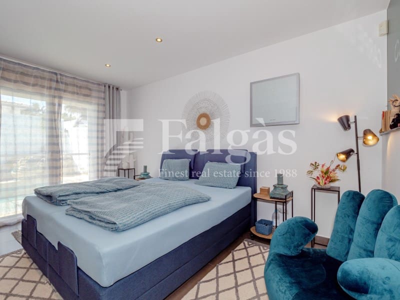 5 bedroom Villa for sale in Empuriabrava with pool garage - € 1,090,000 (Ref: 9437791)