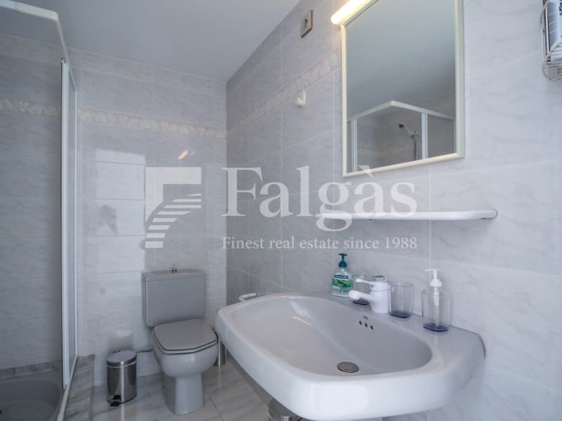 4 chambre Appartement à vendre à Empuriabrava avec garage - 480 000 € (Ref: 9446666)