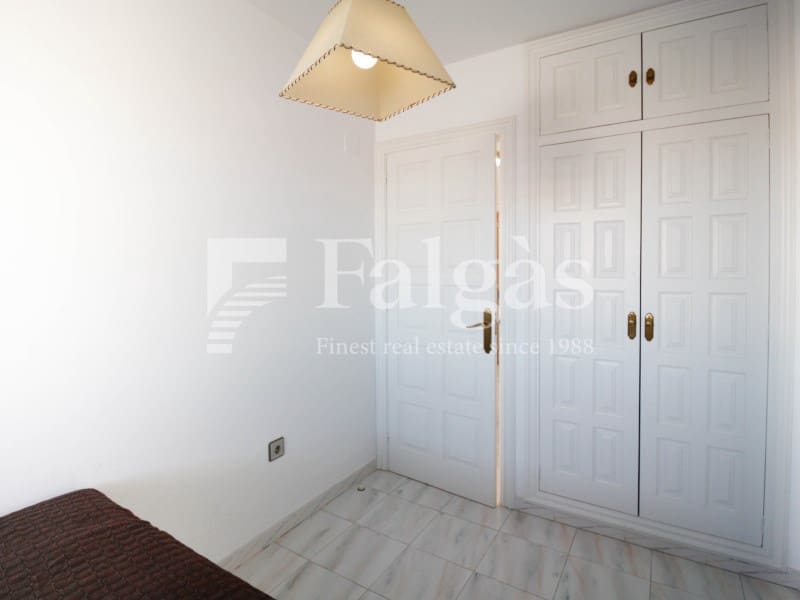 4 chambre Appartement à vendre à Empuriabrava avec garage - 480 000 € (Ref: 9446666)