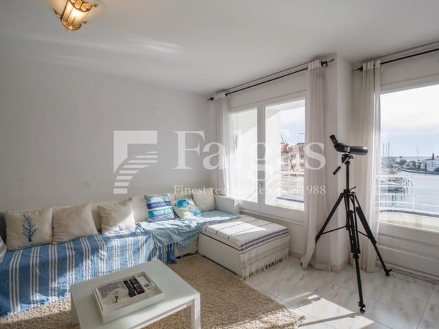 4 makuuhuone Huoneisto myytävänä paikassa Empuriabrava, Castelló d'Empúries mukana 
autotalli - 480 000 € (Ref: 9446666)