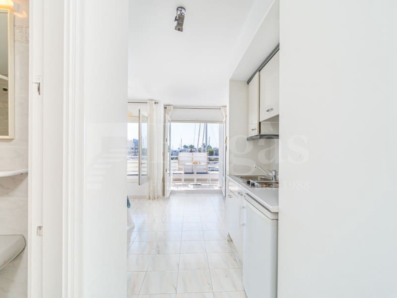 Piso de 4 habitaciones en Empuriabrava en venta con garaje - 485.000 € (Ref: 9446666)