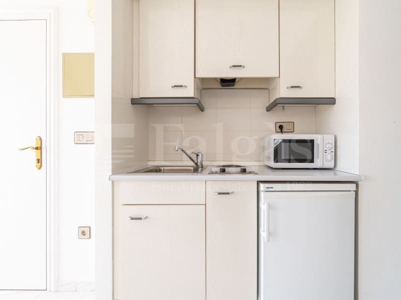 Piso de 4 habitaciones en Empuriabrava en venta con garaje - 485.000 € (Ref: 9446666)