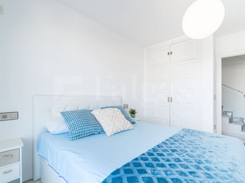 Piso de 4 habitaciones en Empuriabrava en venta con garaje - 485.000 € (Ref: 9446666)