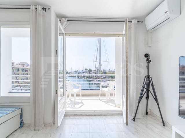 4 makuuhuone Asunto myytävänä paikassa Empuriabrava, Castelló d'Empúries mukana 
autotalli - 485 000 € (Ref: 9446666)