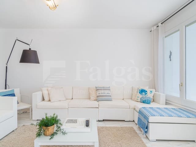 4 makuuhuone Asunto myytävänä paikassa Empuriabrava, Castelló d'Empúries mukana 
autotalli - 485 000 € (Ref: 9446666)
