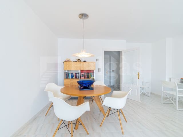 4 makuuhuone Asunto myytävänä paikassa Empuriabrava, Castelló d'Empúries mukana 
autotalli - 485 000 € (Ref: 9446666)