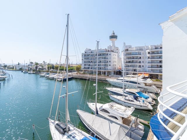 4 makuuhuone Asunto myytävänä paikassa Empuriabrava, Castelló d'Empúries mukana 
autotalli - 485 000 € (Ref: 9446666)