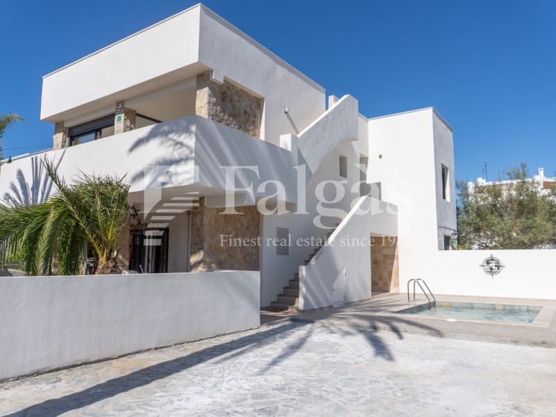 3 bedroom Flat for sale in Empuriabrava with pool - € 495,000 (Ref: 9462063)