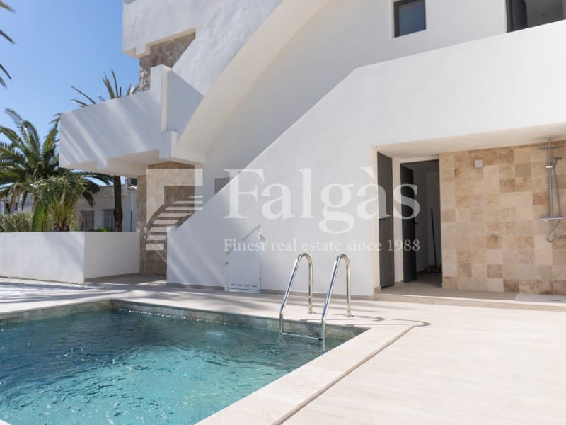 3 bedroom Flat for sale in Empuriabrava with pool - € 495,000 (Ref: 9462063)