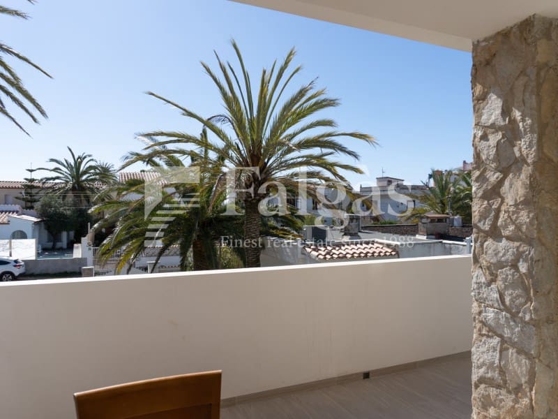 3 bedroom Flat for sale in Empuriabrava with pool - € 495,000 (Ref: 9462063)
